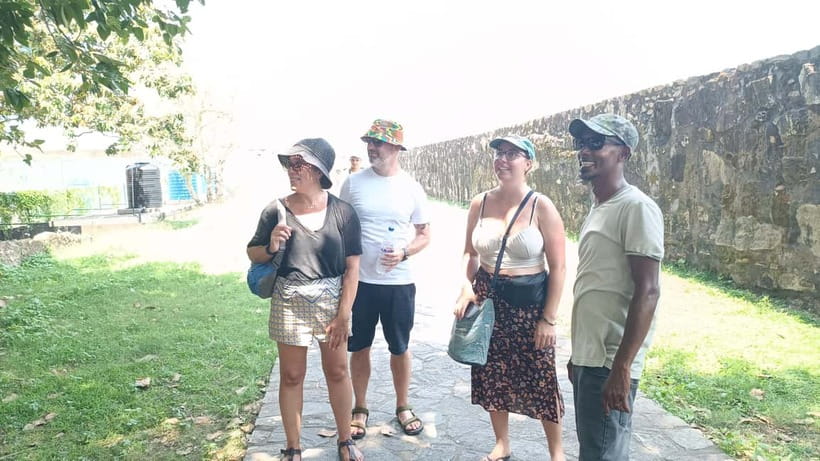 Galle Fortt Guided Walking Tour with a Local - Lighthouse area and Flag Rock Bastion