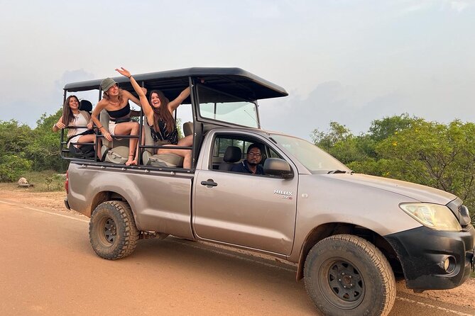 Half Day Safari Guided Tour - The Elephant Transit Home, 40 minutes
