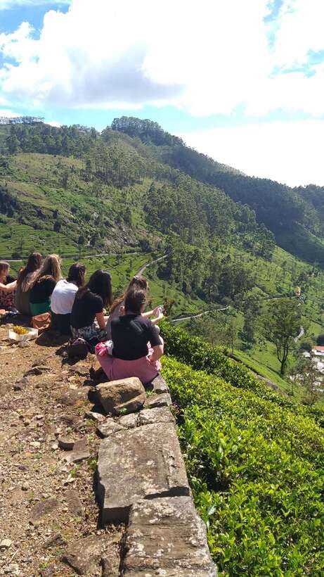 Haputale:Glorious Tuk Tuk Ride to Lipton'sSeat & Tea Factory - Watching Tea Pluckers at Work