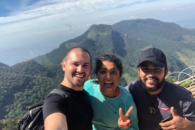 Horton Plains-World's End Tour From Nuwaraeliya - Wildlife spotting with a private guide