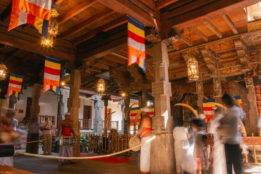 Kandy: 4-Day Sri Lanka Full Circle Private Tour To Colombo - Hotels and comfort at $695 per person