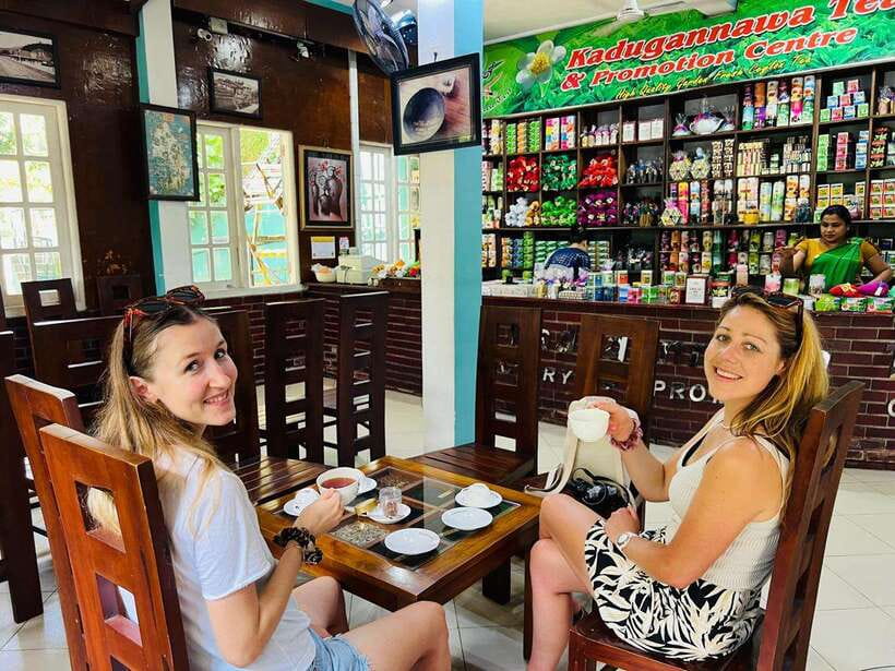 Kandy City Day Tour from Colombo, Negombo or Katunayake - Giragama Tea Factory and a cup of Ceylon tea