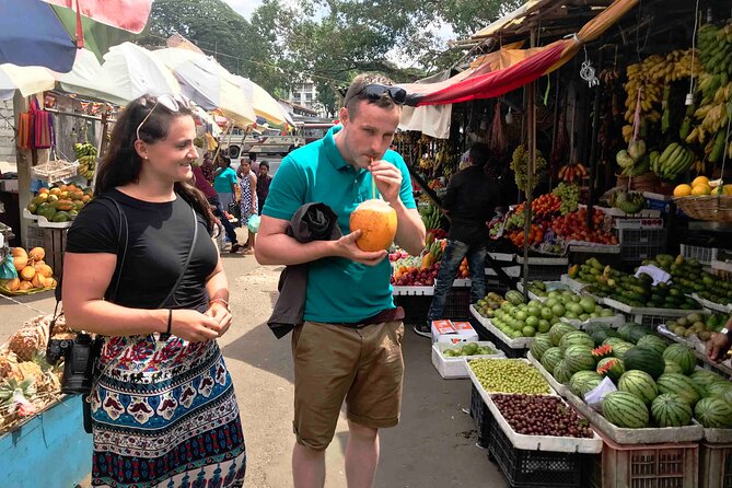 Kandy City Sightseeing and Ambuluwawa Tower by Tuk Tuk Tour - Susantha Spice and Herbal Garden
