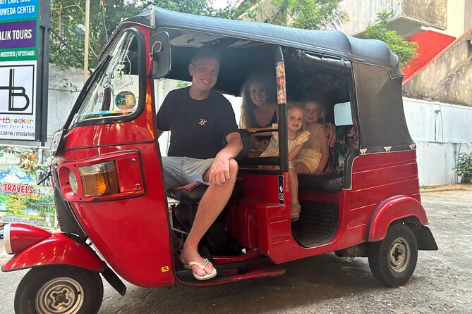 Kandy City Sightseeing Tour by Tuk Tuk - Key points to know before you book