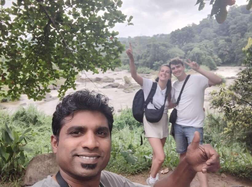 Kandy City Tour by Tuk Tuk with hotel Pickup and Dropoff - A tuk-tuk day that covers Kandy’s main sights