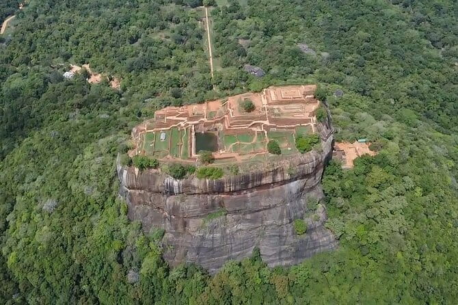 Kandy City Tour & Famous Ambuluwawa Tower with Friendly Chauffeur - Climbing to the top of Ambuluwawa Tower