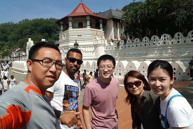 Kandy City Tour with Mahaweli - Peradeniya gardens deserve your best two hours