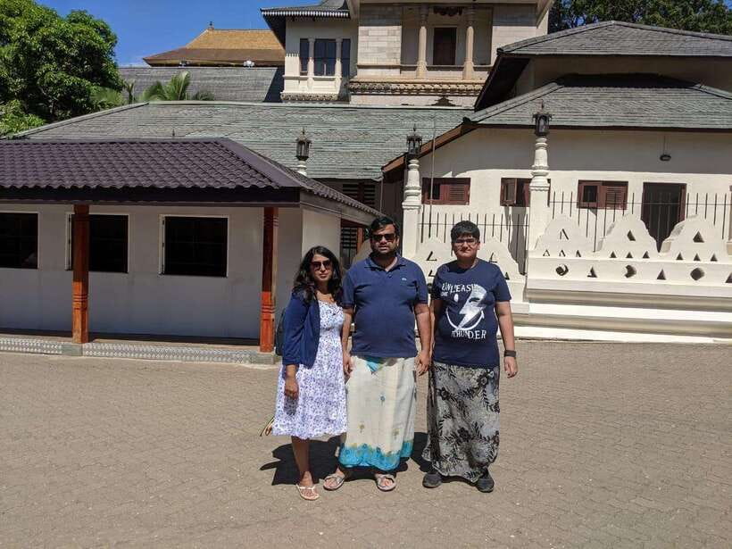 Kandy & Pinnawala & Tea Factory Full Day Tour From Negombo - Spice gardens, tea factories, and buying stops