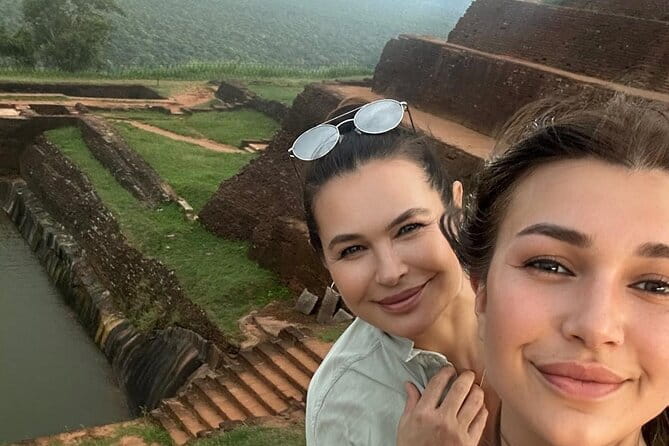 Kandy Sigiriya Rock and Village Safari Day Trip - Sigiriya Rock, the reason to make the long trip