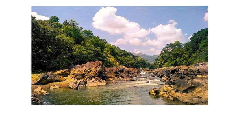 Kandy to Ambuluwawa & Kandy City Guided Tuk Tuk Day Tour - The Mahaweli River is a brief scenic pause