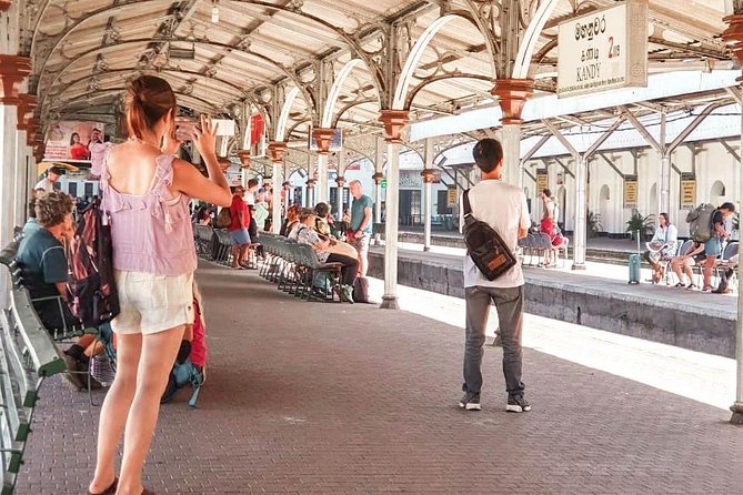 Kandy to Ella train ride on (Train No: 1005 "Podi Menike") - Why the Podi Menike route is worth your day