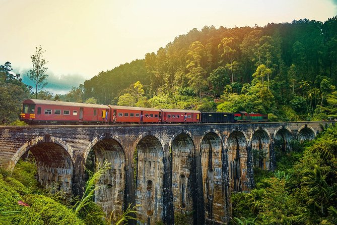 Kandy to Ella train ride on (Train No: 1015 "Udarata Menike") - Key points about the Kandy to Ella railway journey
