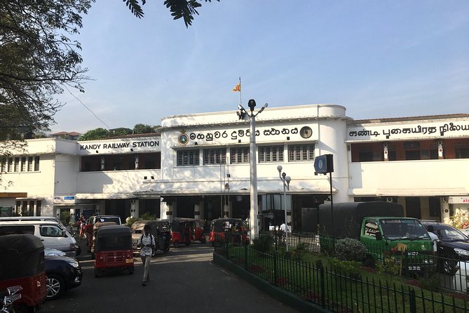 Kandy to Ella Train Tickets - Reserved Seats - The steep price and what you are really buying