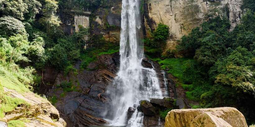 Kandy To Nuwara Eliya Drop Tour - Sri Lanka - Tea plantations and the climb into Nuwara Eliya