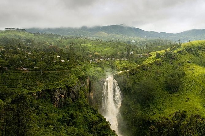 Kandy to Nuwara Eliya Private Day Tour - The final climb at Ambuluwawa Tower