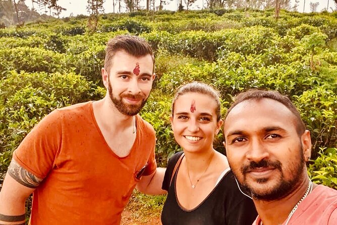 Kandy TukTuk tour with Local Tour Guide - Royal Botanical Gardens: allow the full hour