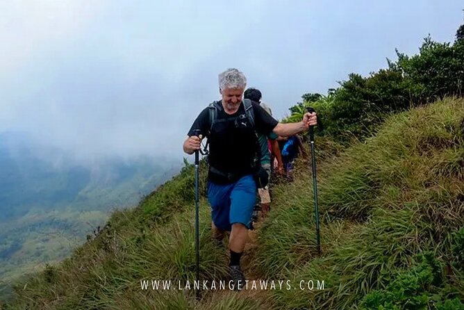 Knuckles Mountain Hiking - The final platform and valley views