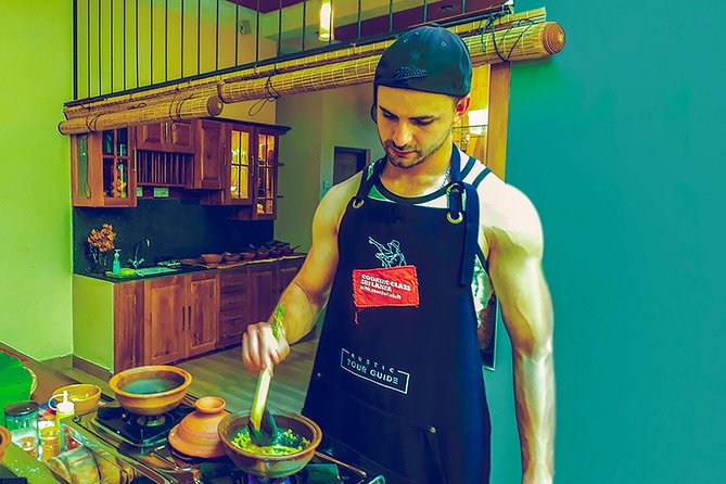 Market Tour and Hands-On Cooking Class Colombo - Cooking in clay pots, one task at a time