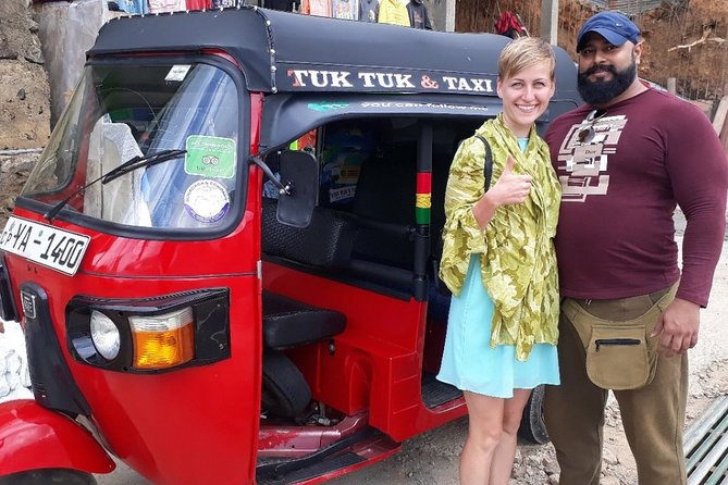 Mr.TukTuk Nuwara Eliya - Ramboda Waterfall and the 500-meter walk