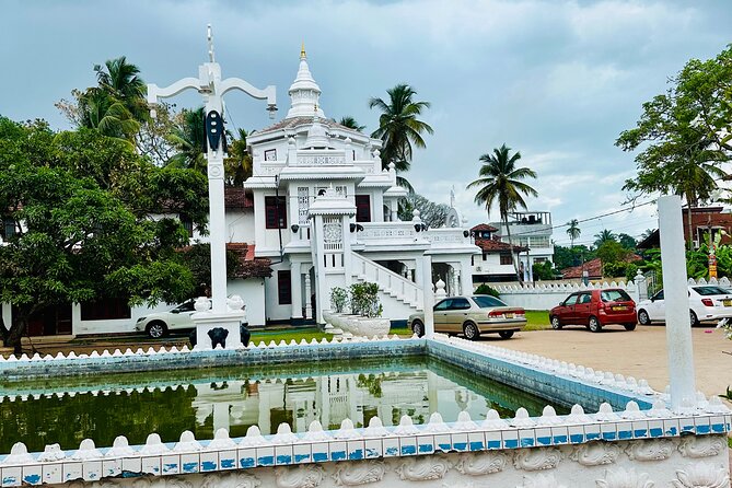 Negombo City Tour by Tuk Tuk with hotel pickup - St. Mary’s Church, a larger architectural stop