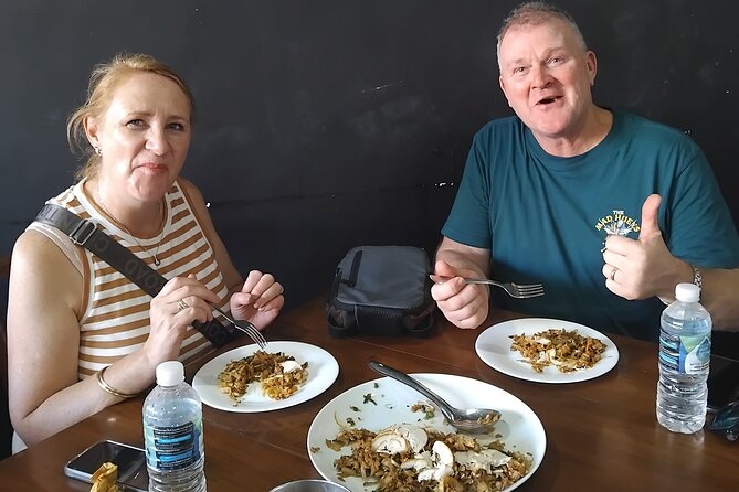 Negombo Express Food Tour with 7+ Tastings - Starting with king coconut
