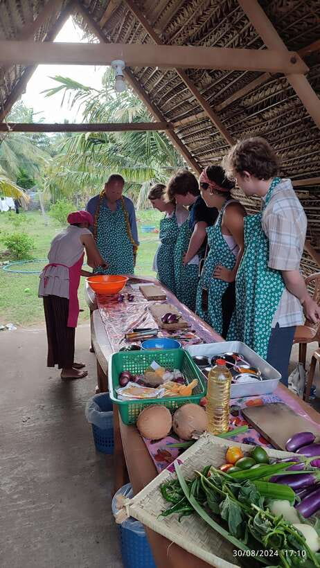 Nilaveli: Sri Lankan Cooking Class with a Local Family - Key details before you book