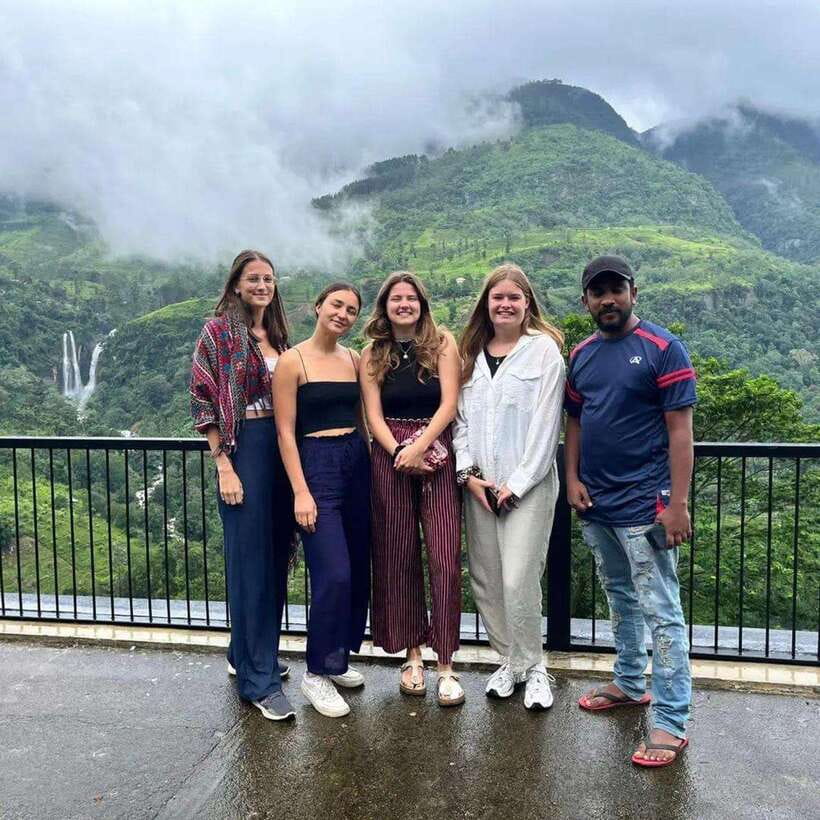 Nuwara Eliya: Tea Factory and Victoria Park Tour by Tuk Tuk - From Kandy to the cool hills of Nuwara Eliya