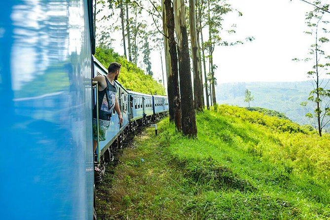 Nuwaraeliya (Nanuoya) to Ella Reserved Train Tickets - A private booking for a shared railway