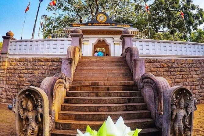One Day Tour - Sacred city of Anuradhapura & Sacred city of Mihintale. (Sunset) - Why Anuradhapura makes a strong first stop
