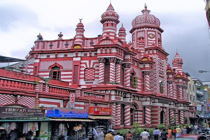 Private City tour in Colombo By tuk tuks or Cars - A visit to the Sri Lankan stone museum