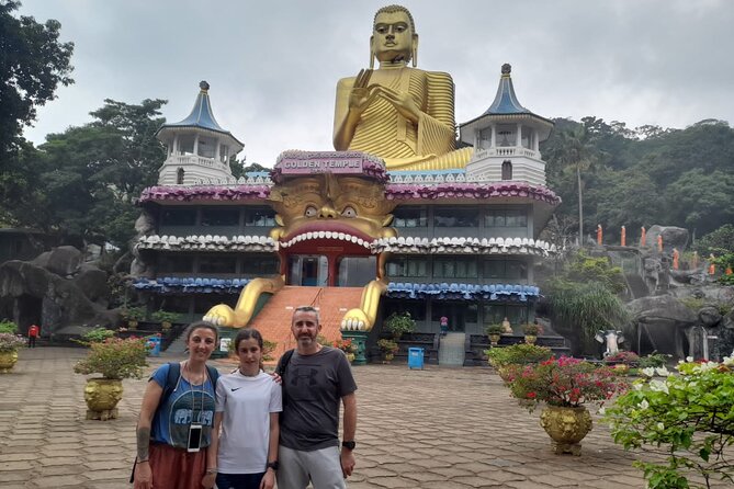 Private Dambulla Sigiriya Tour from Kandy with friendly chauffeur - The spice garden in Matale