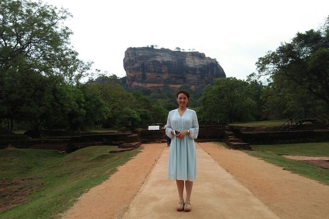 Private Dambulla Sigiriya Tour from Kandy with Lunch - Key points to know before booking
