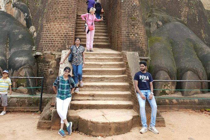 Private Dambulla Sigiriya Tour from Kandy with Lunch - The real timing: six to nine hours or a 13-hour day?
