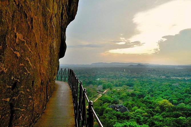 Private Day Trip to Sigiriya , Dambulla and Pidurangala Rock - What to pack and how to prepare