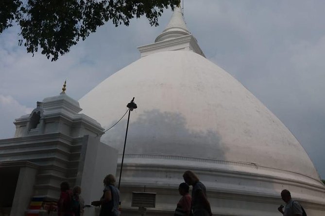 Private Half-Day Colombo City Tour - St Lucia’s Cathedral and Colombo’s Catholic history