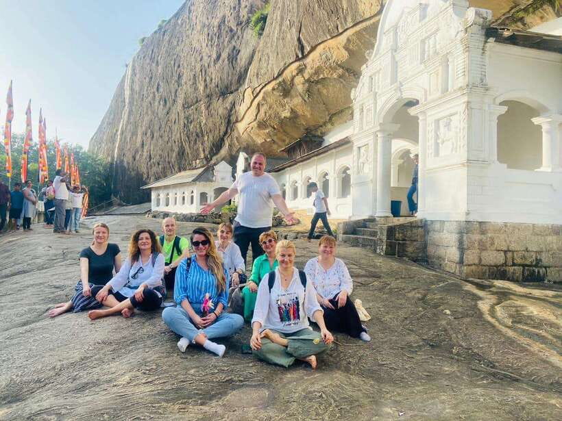 Private Kandy to Sigiriya and Minneriya Safari Day Tour - Sigiriya or Pidurangala, two very different climbs