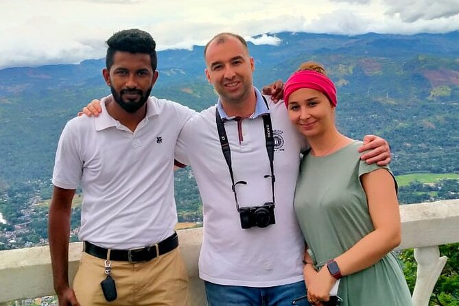 Private Multi Day Tour from Sri Lanka - Pidurangala for a different view of the rock