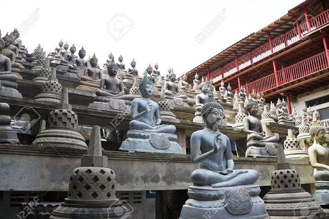 Private Night Tour in Colombo with Street Food Tasting - Kelaniya Raja Maha Vihara and its Buddhist paintings