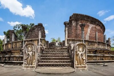 Private Polonnaruwa Ruins & Minneriya Safari Tour from Sigiriya