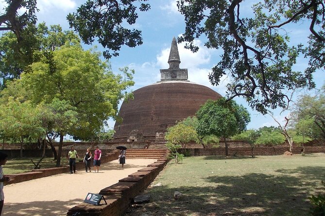 Private Polonnaruwa Ruins & Minneriya Safari Tour from Sigiriya - Lankathilaka and the great stone Buddhas