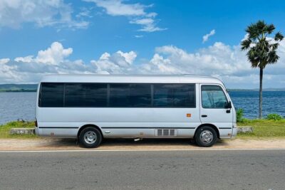 Private Round Tour in Sri Lanka with Vehicle