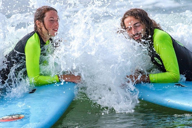 PRIVATE Surf lesson for Beginners Couple - The first lesson happens on dry land