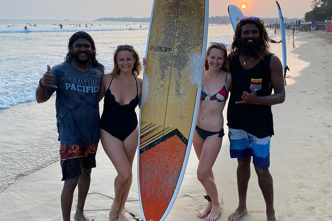 PRIVATE Surf Lesson for Intermediate - Getting equipped for the water