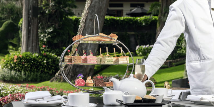 Royal Afternoon Tea at the Grand Nuwara Eliya + Bubbly! - What arrives on the afternoon tea stand