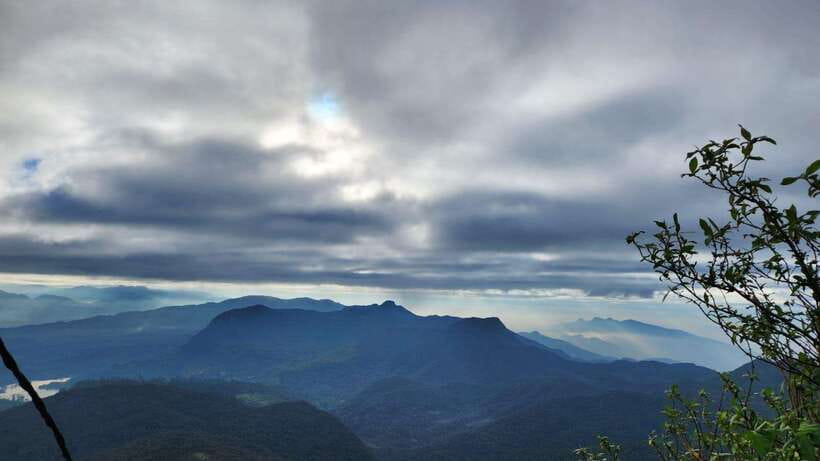 Sacred Sunrise Adventure: Adam’s Peak Day Tour - Leaving your hotel at 6 PM