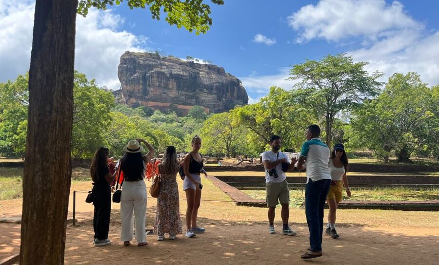 Sigiriya and Dambulla day tour from Ella - Lunch, crafts, and the shape of the day