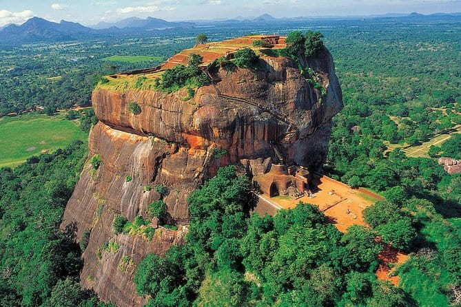 Sigiriya and Dambulla Day Tour from Kandy - The private vehicle and pace of the day