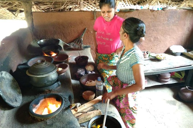 Sigiriya city tour from Negombo & Colombo with traditional Lunch. - Practical advice for a smoother day