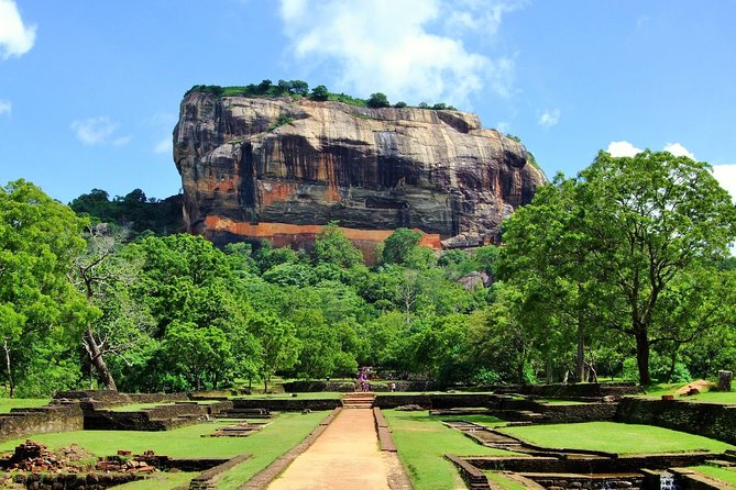 Sigiriya Dambulla Day trip from Kalutara Bentota Wadduwa Beruwala - The optional village experience on the way back