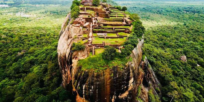 Sigiriya & Dambulla: Private Day Tour From Trincomalee - Why the museum and guide matter